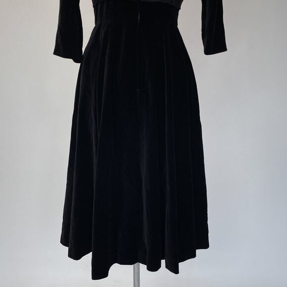 Vintage 60's Black Velvet Long Sleeve Dress / Sz S / Cocktail Holiday Retro Mod - Picture 8 of 9